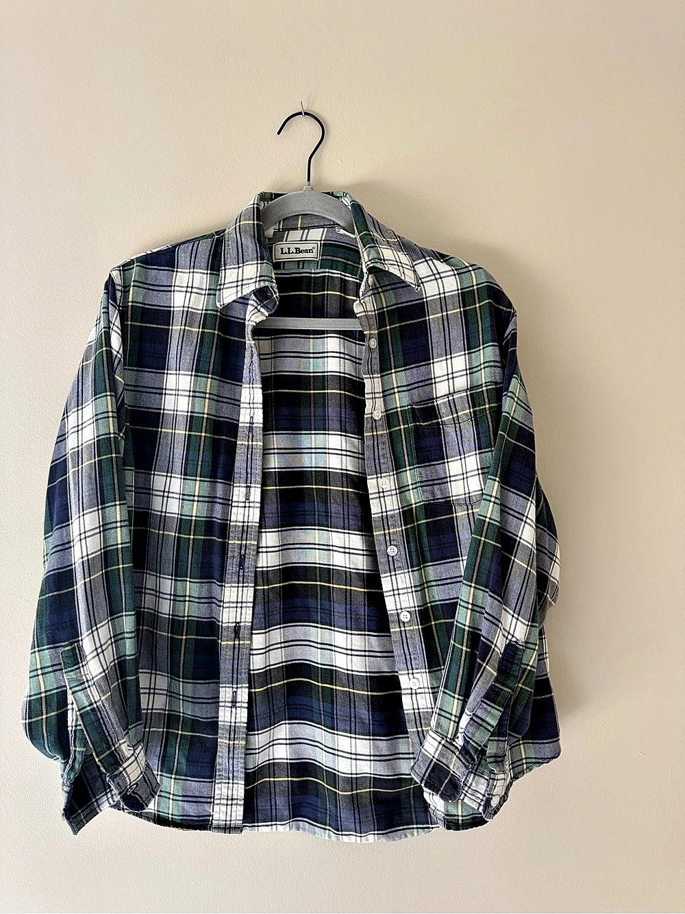 Vintage L.L.Bean Women’s Plaid Flannel Shirt Size 6 Blue Green Tartan Button Dow